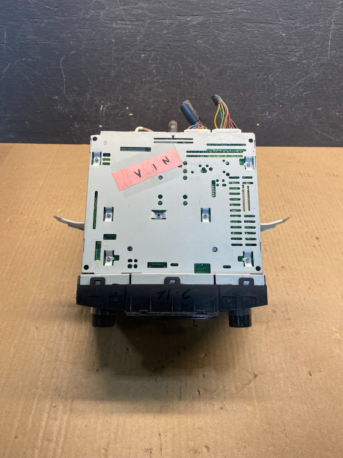 2011 to 2012 Hyundai Sonata Am Fm Cd Player Radio Receiver AE6376 DW4