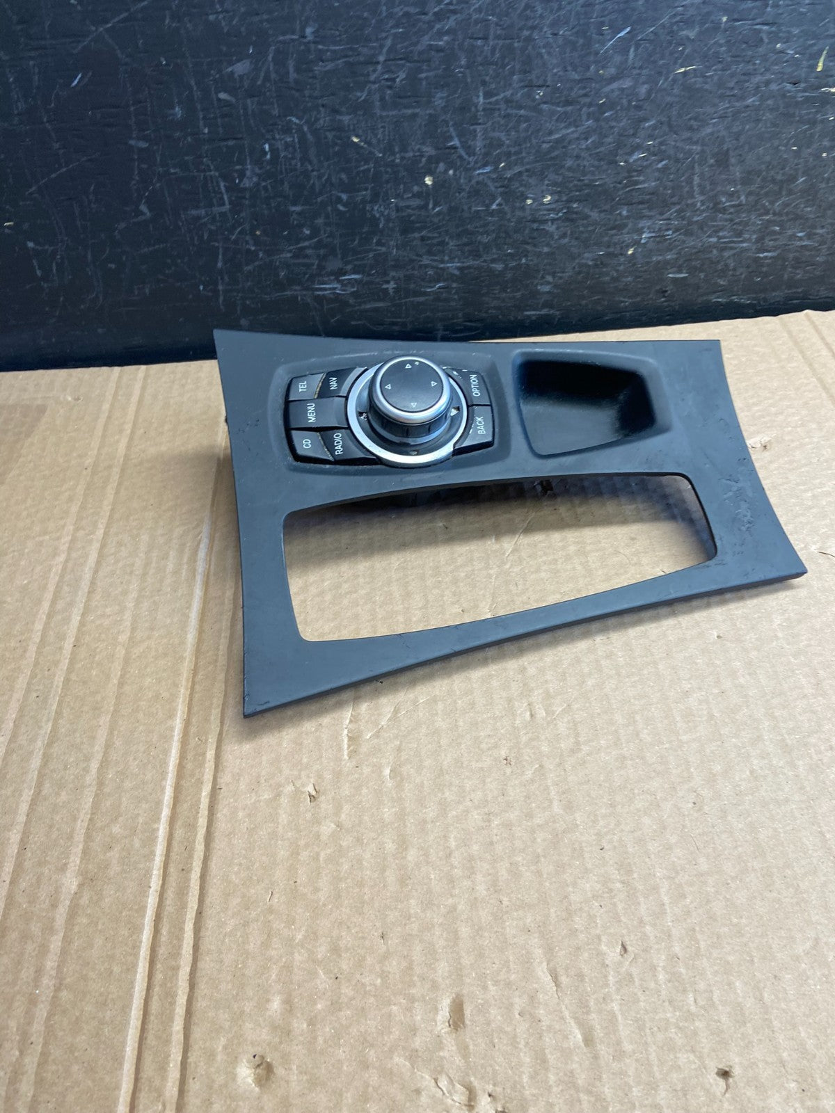 2007 to 2013 BMW X5 E70 Shifter Bezel Trim iDrive Navi Media Control AF6131 DG1