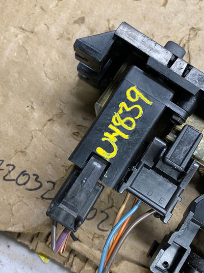 1989 to 1991 Oldsmobile 88 Eighty Eight Climate Controls 16036854 U4839 PS6