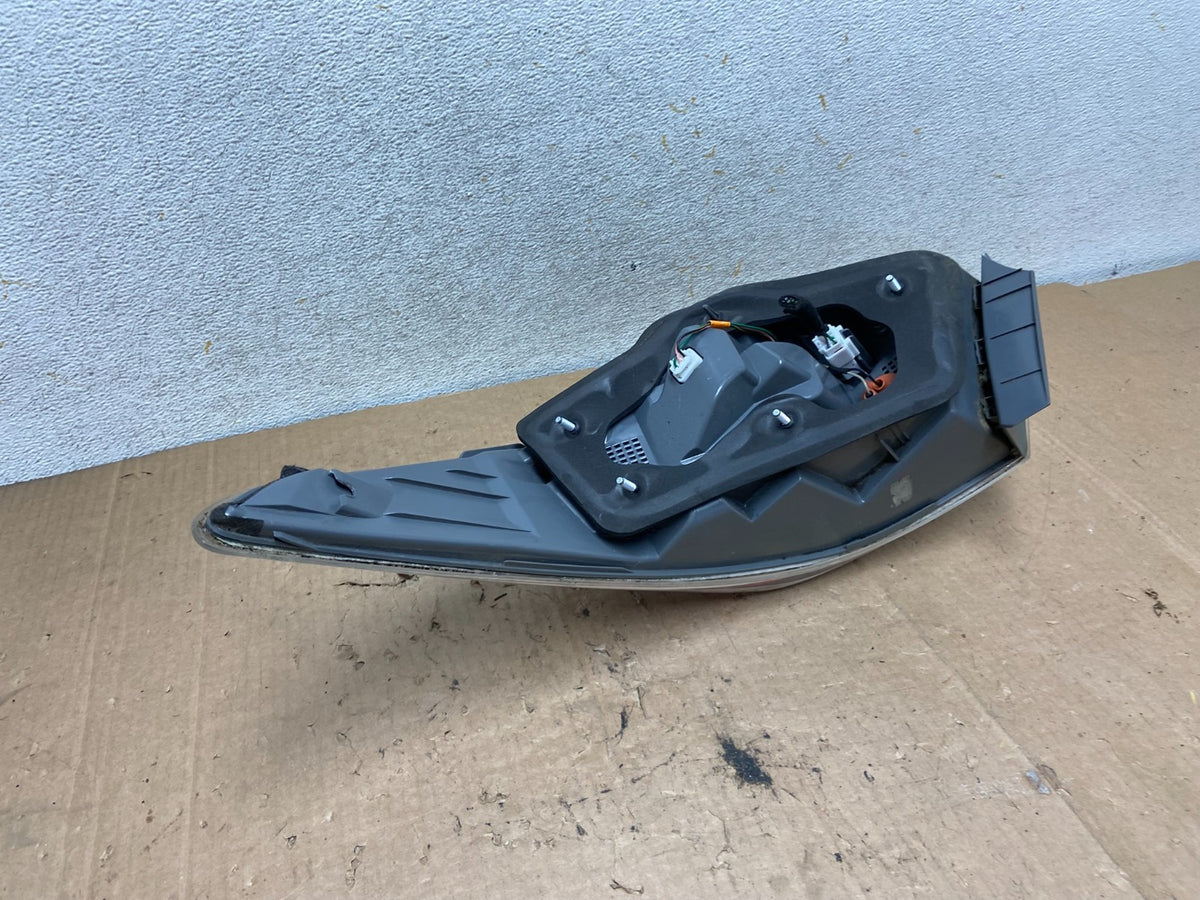 2011 - 2015 Hyundai Sonata Hybrid Left Driver LH Tail Light AI9152 LK5