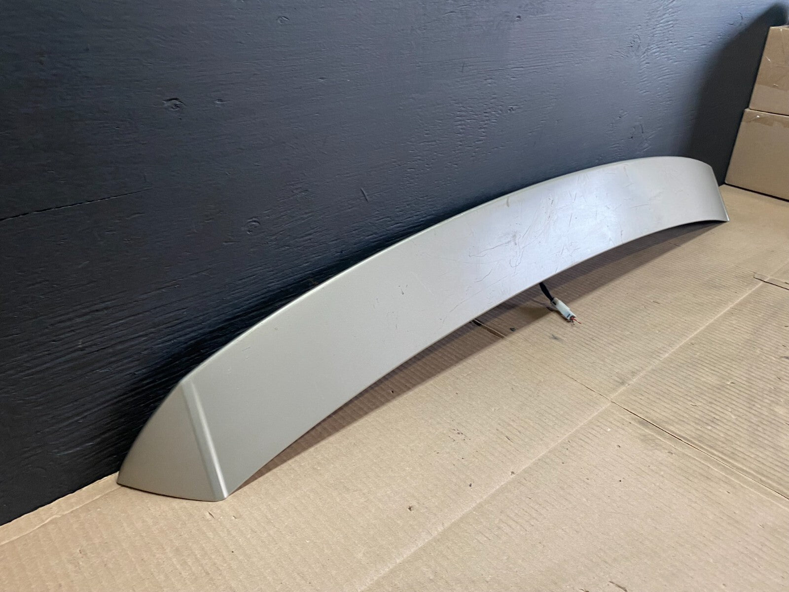 2007 to 2013 Mitsubishi Outlander Rear Spoiler 3RD Brake Light OEM C9699 DG11