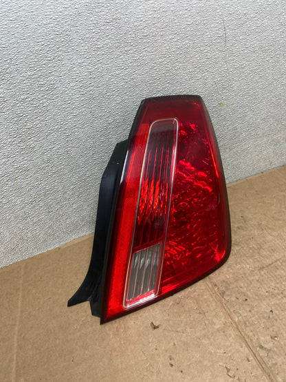 2007 to 2009 Kia Amanti Right Passenger Side Tail Light AA24802