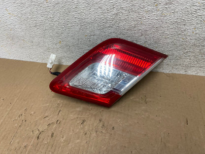 2010 - 2011 Toyota Camry Right Passenger RH Side Inner Tail Light AI1286 LK1