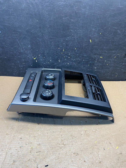 2008 to 2012 Jeep Liberty Dash Climate Temperature Control Radio Bezel Q9688 DG2