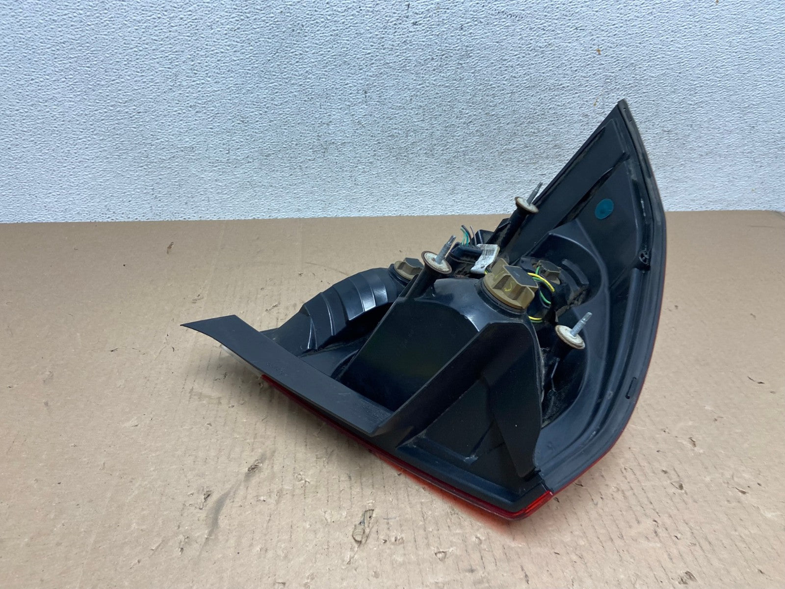 2006 - 2012 Chevrolet Impala Tail Light Right Passenger RH Side AE8743 LK4
