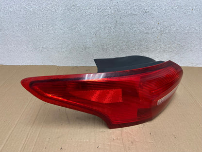 2015 - 2018 Ford Focus Sedan Left Driver LH Tail Light AE8917 LK2