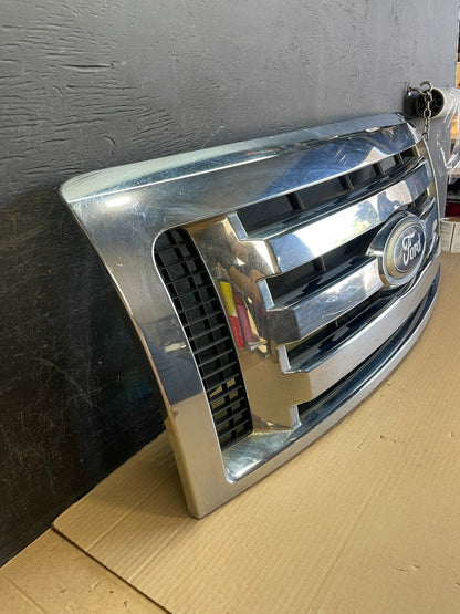 2009 to 2012 Ford F150 Front Upper Grill Grille Chrome AE8668 DG2
