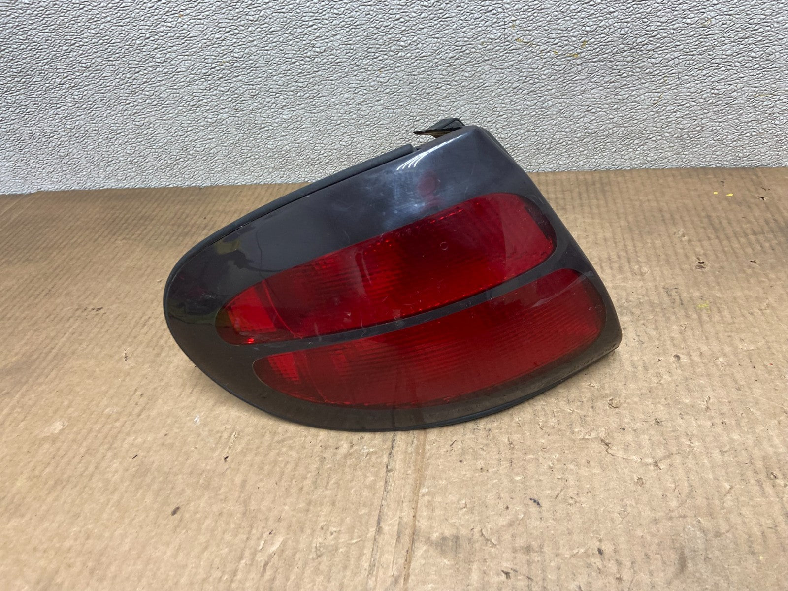 1998 - 1999 Ford Taurus Wagon Sedan Left Driver Side Tail Light Oem AA6475 LK0