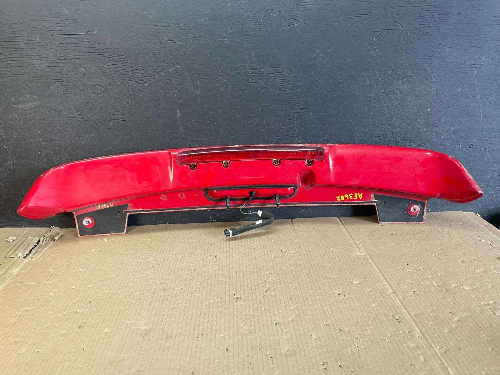 2005 to 2009 Kia Spectra5 Spoiler Wing Brake Third 3RD Light AE3682 DG3