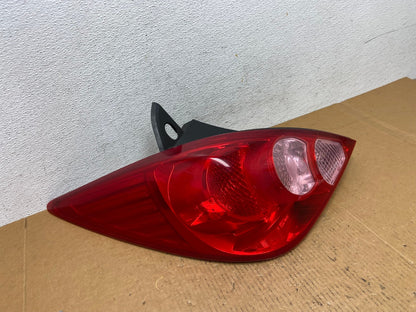 2007 - 2012 Nissan Versa Hatchback Left Driver Side Lh Tail Light AD9345 LK2
