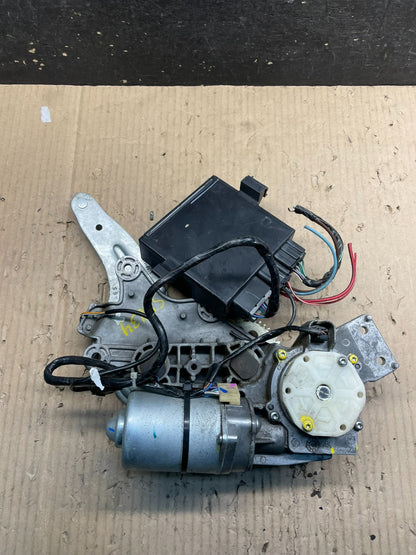 2009-2012 GMC Acadia Power Motor Liftgate Tailgate Control Module X0905 DG5