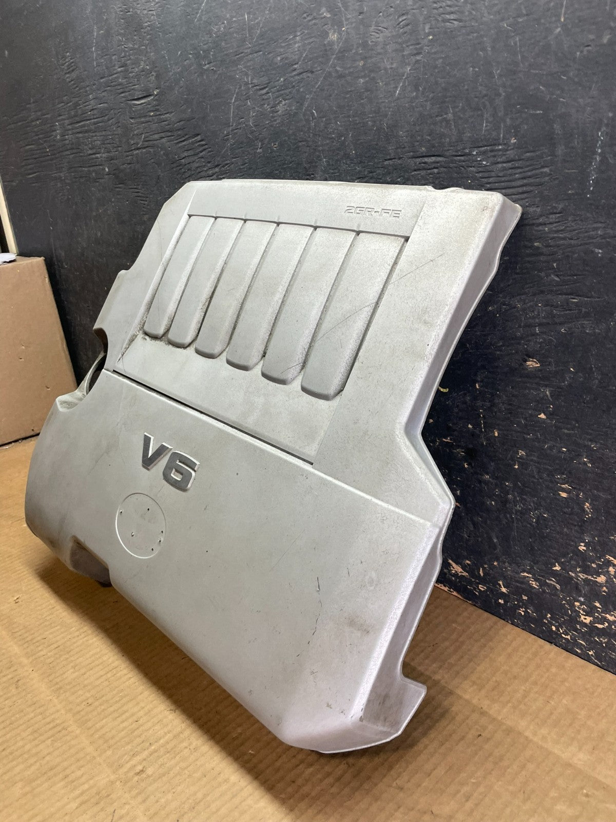 2008 to 2010 Toyota Highlander Top Engine Cover Lid OEM AA9206 DG2