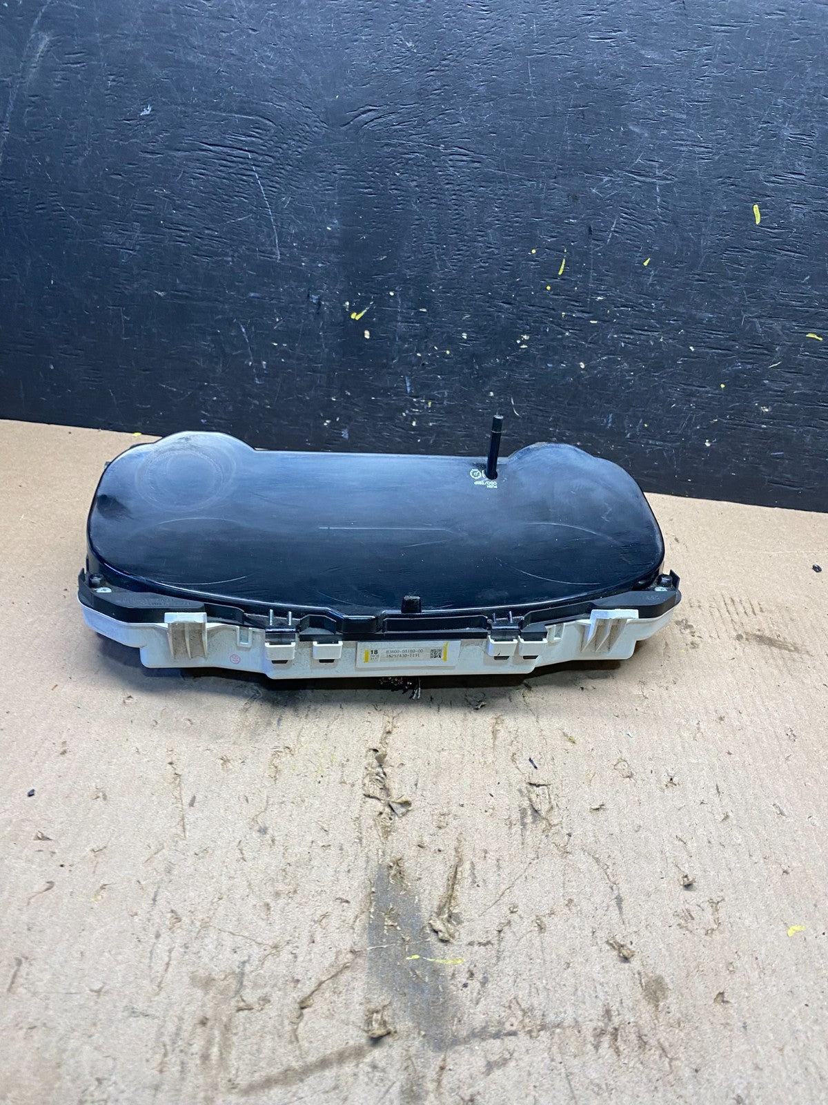 2006 Toyota Sienna Speedometer Cluster Gauge OEM Q9371 DG3