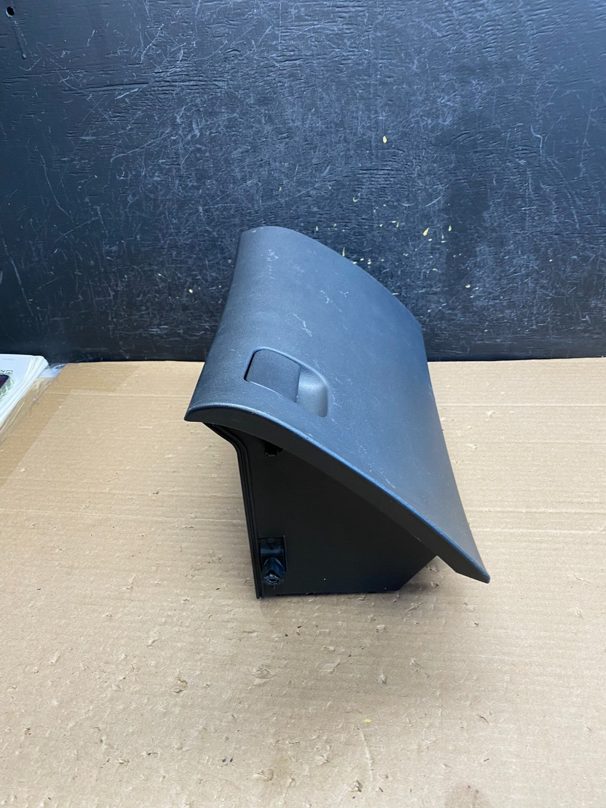 2009 to 2012 Hyundai Elantra Right Passenger Side Glove Box AG6315 DG1