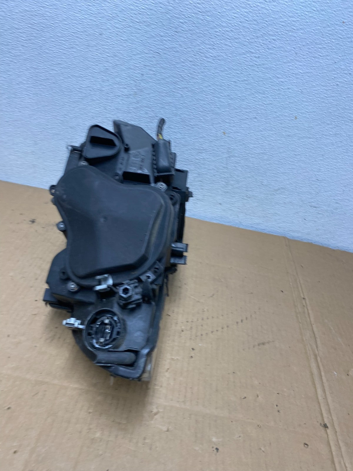 2007-2010 BMW 3-Series Coupe 335i Right Passenger Headlight Xenon HID AD0874 DW8