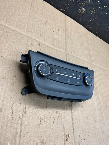 2015-2017 Nissan Sentra Climate Control Unit Heater Ac Temperature AA4890 DG1