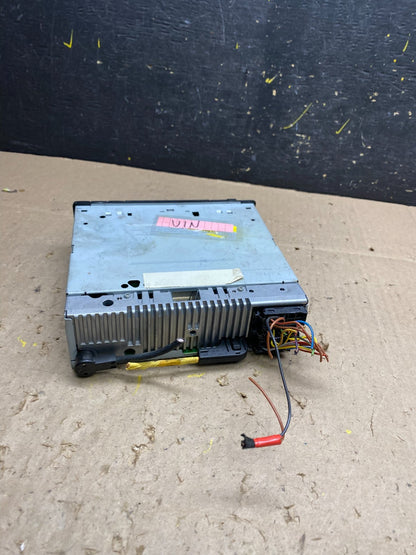 1999 2004 Mercedes E320 E430 Radio Casette Player Control U5114 DG3