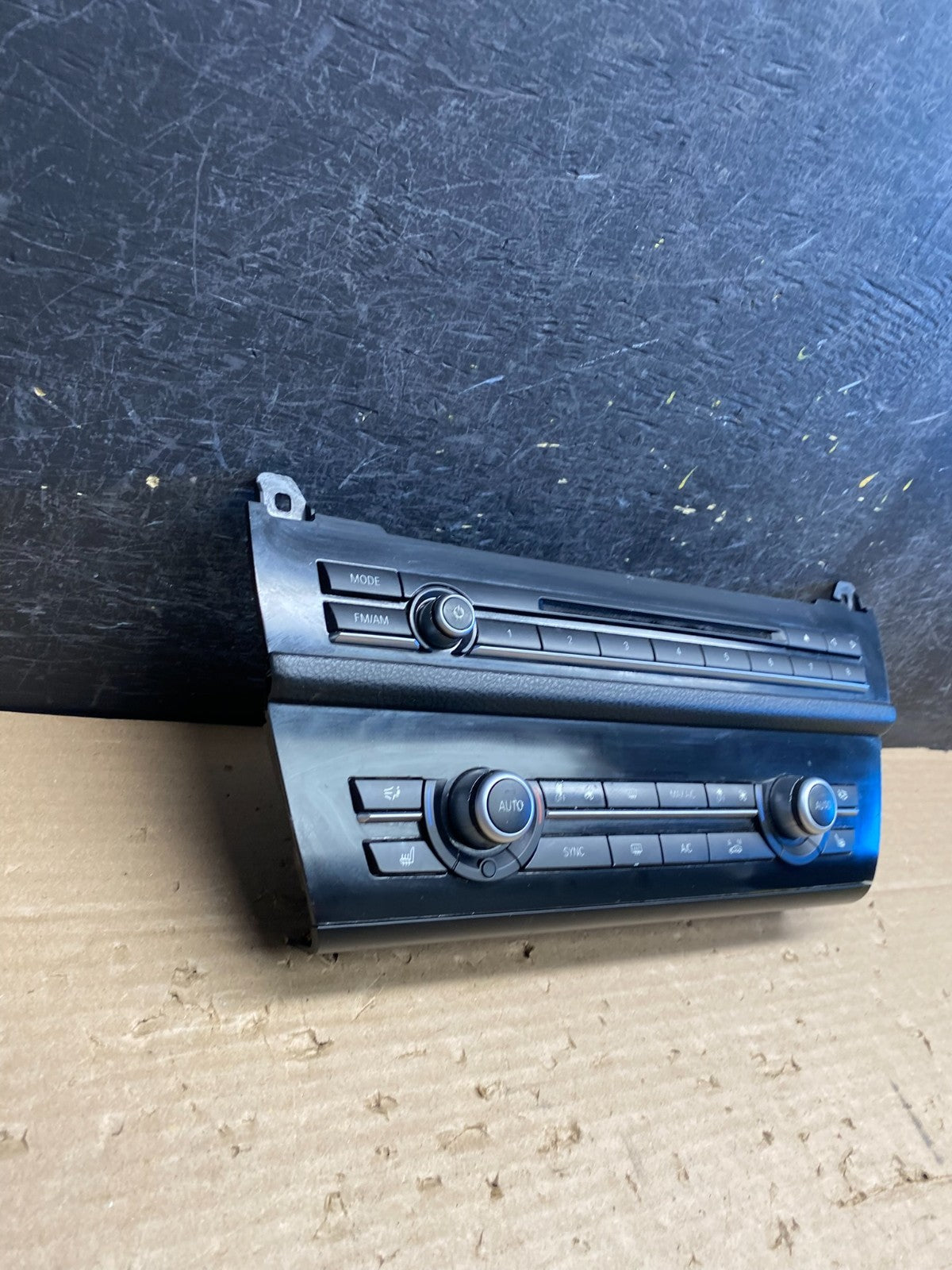 2011-2016 BMW F10 535i 550i Heater Ac Climate Radio Stereo Control AG8372 DG1
