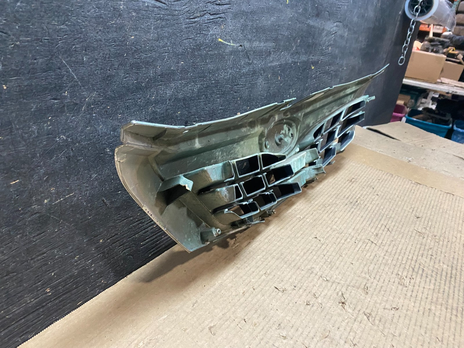 2009 to 2011 Subaru Impreza Sedan Front Upper Grille Grill Aftermarket V7144 DG9