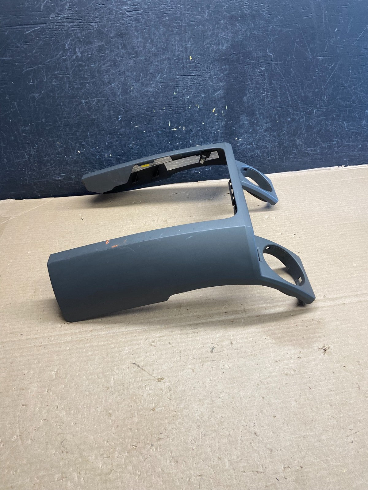 2005-2009 Land Rover LR3 Center Console Dash Radio Trim Cover Air Vent AH3475 DG2