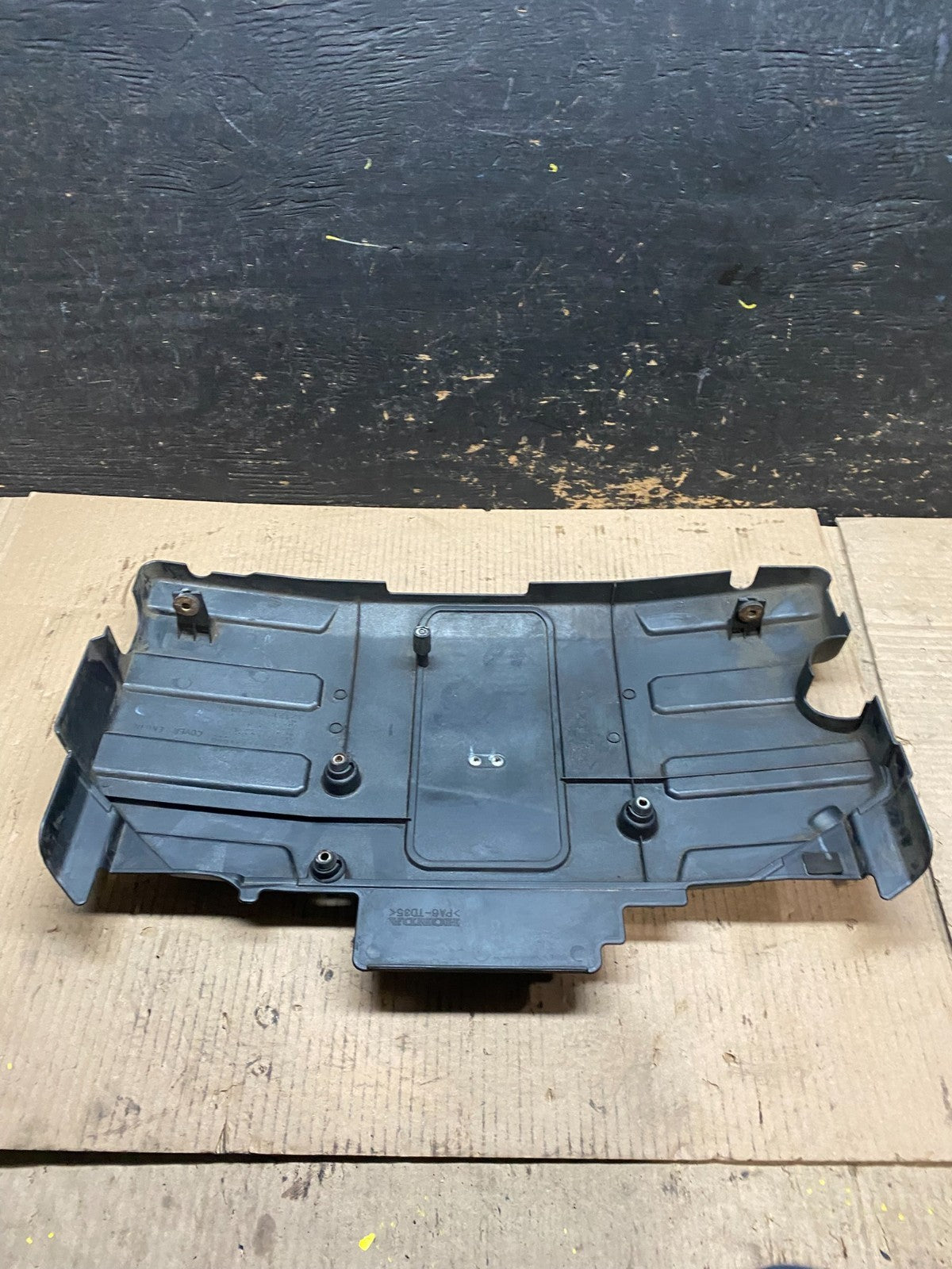 1999-2004 Acura RL 3.5L Engine Motor Cover Plastic Trim OEM w5607 DG4