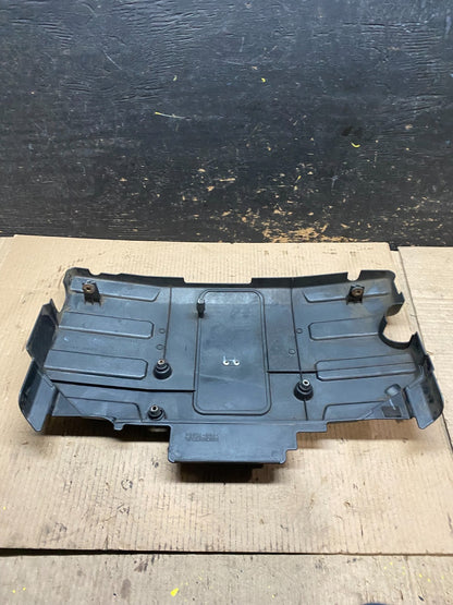 1999-2004 Acura RL 3.5L Engine Motor Cover Plastic Trim OEM w5607 DG4