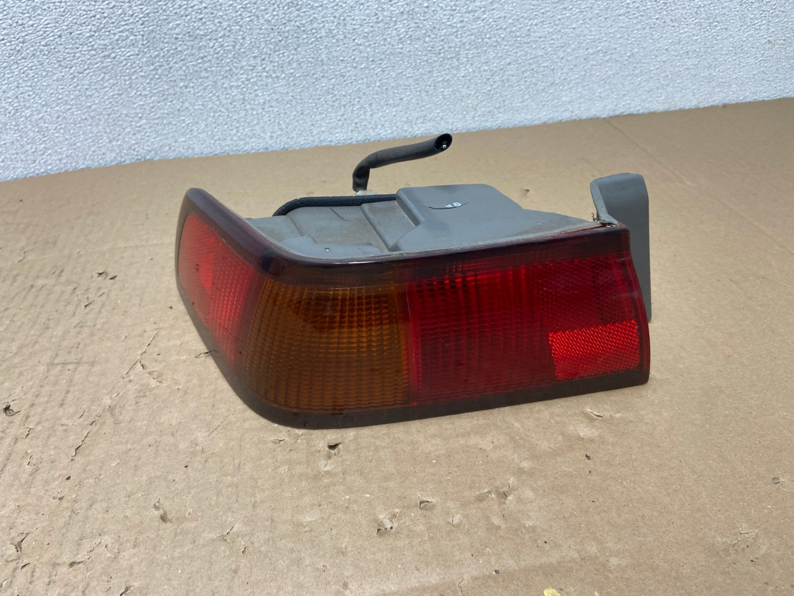1997 1998 1999 Toyota Camry Tail Light Left Driver Rh Side AB6265 LK0