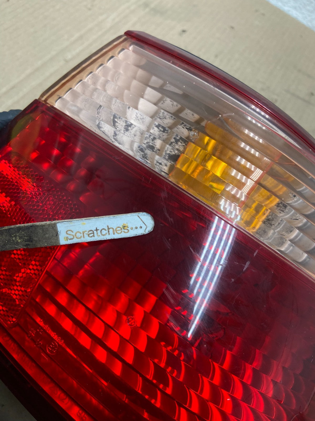 1998 to 2000 Honda Accord Sedan 4door Right RH Side Tail Light AI9541 LK3