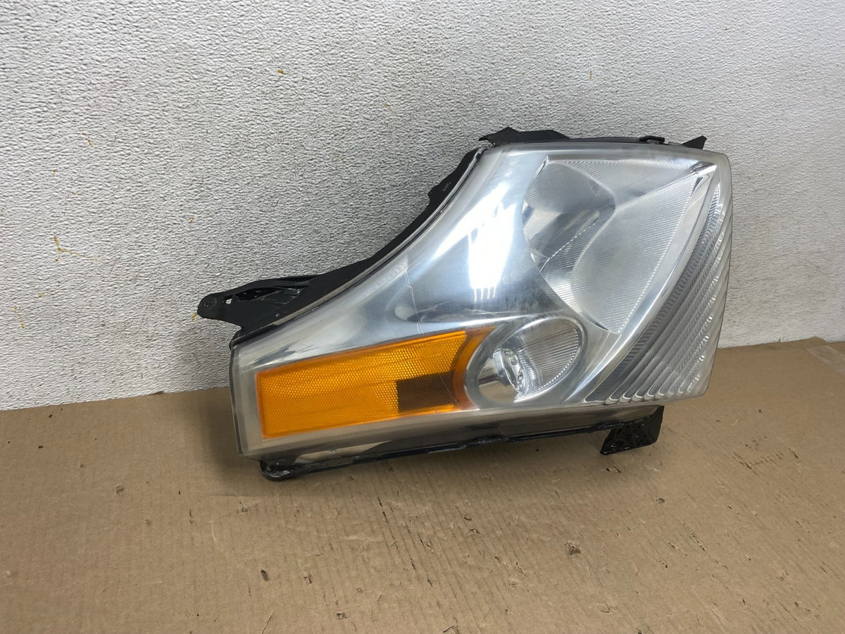 2007 to 2009 Suzuki XL-7 XL7 Right Passenger RH Side Headlight AH5829 DW1