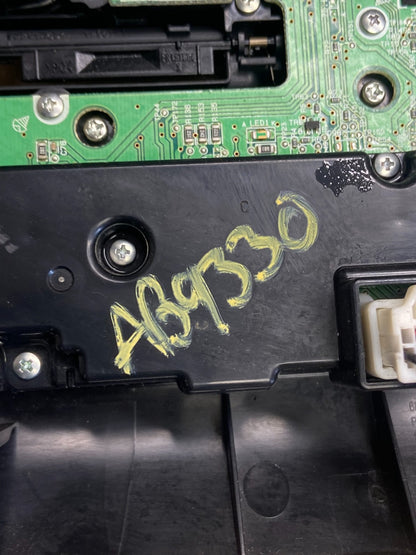 2008 2010 Nissan Maxima Radio Panel Climate Control Bezel Trim OEM ab9330 DG6