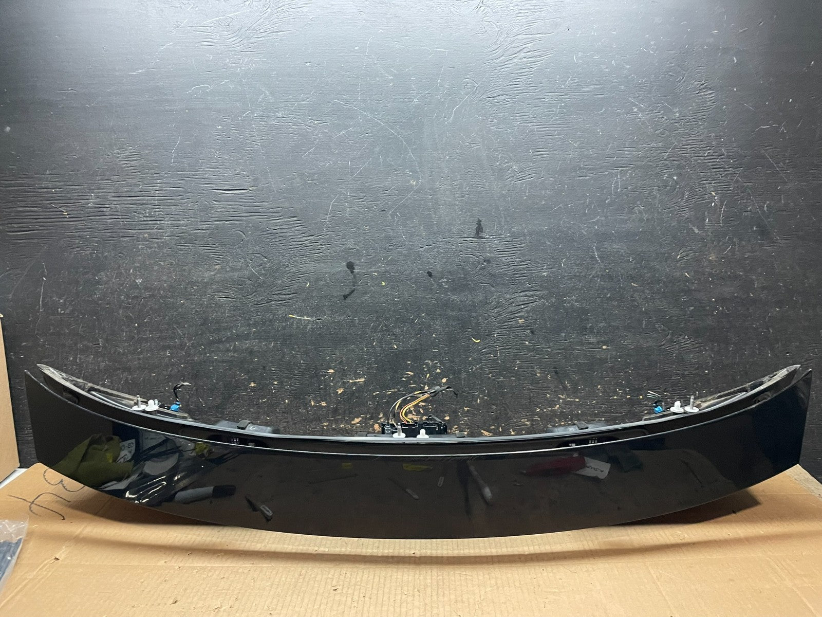 2012-2015 Audi A7 S7 Liftgate Trunk Lid Spoiler W/ Tail light Camera Y17957