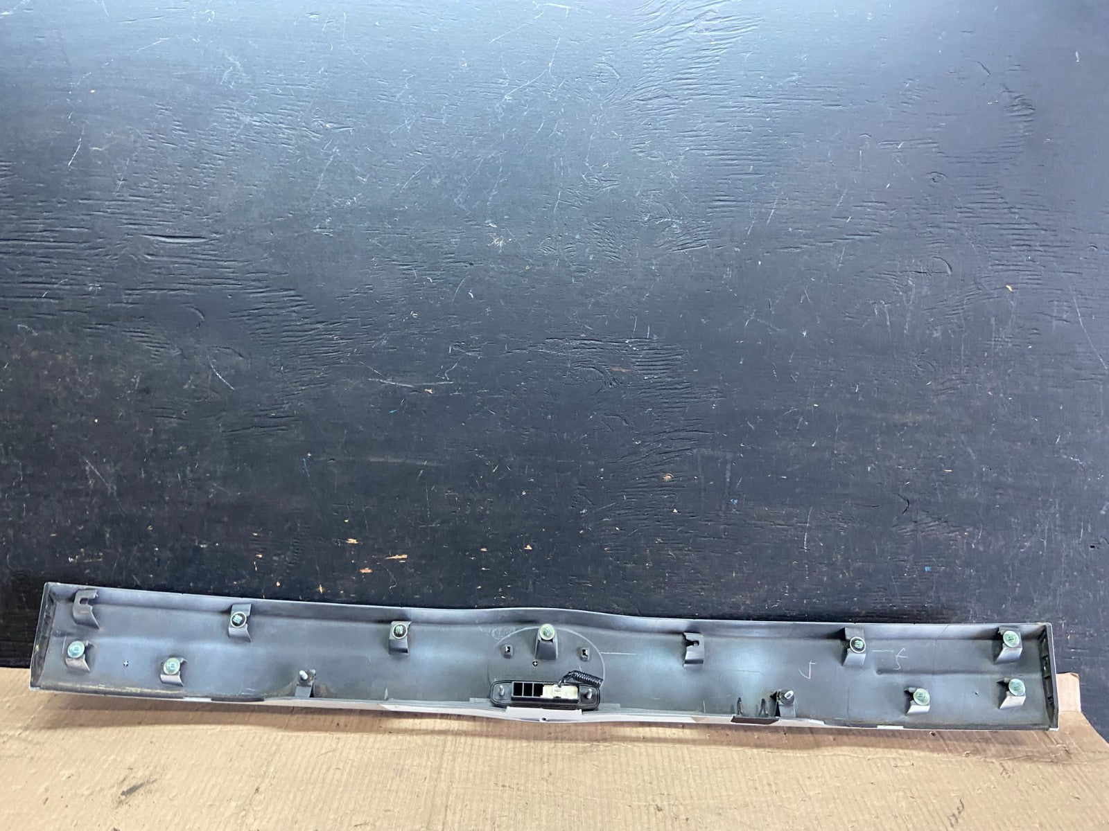 2010 to 2015 Toyota Prius Trunk Rear Tailgate Molding Panel 76801-47070 P3885 DG8