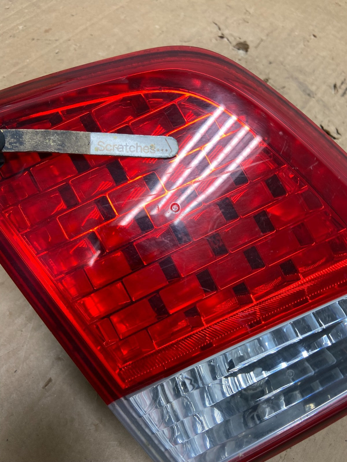 2011 2012 2013 Kia Sorento Left Driver Lh Inner Tail Light AI9274 LK3