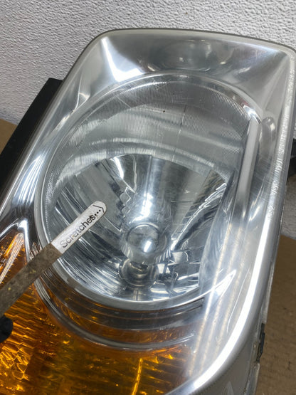 2003 to 2006 Honda Element Right Passenger Rh Side Headlight TYC AD3989 DW3