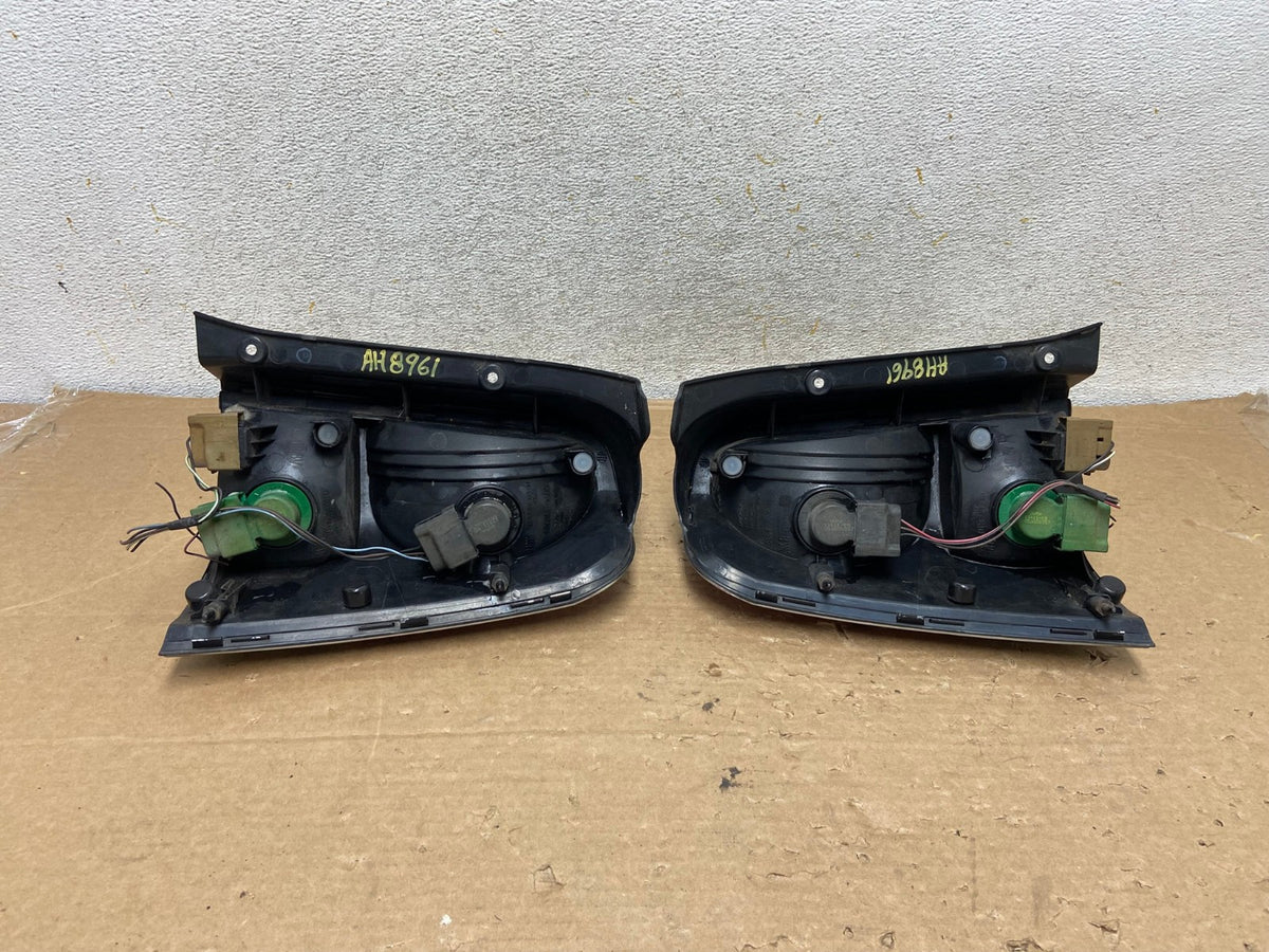 2005 2006 2007 Mercury Mariner Left + Right Set Side Tail Lights AH8961 LK5