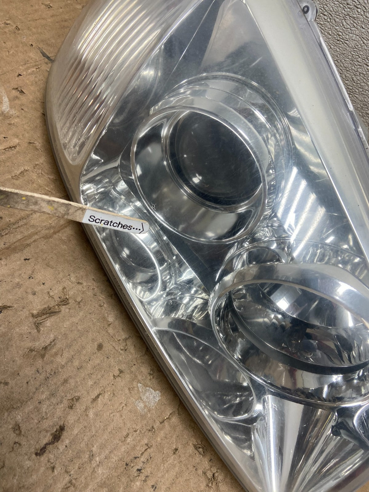 2004 2005 Hyundai XG350 XG Right Passenger RH Headlight Halogen AA6970 DW3