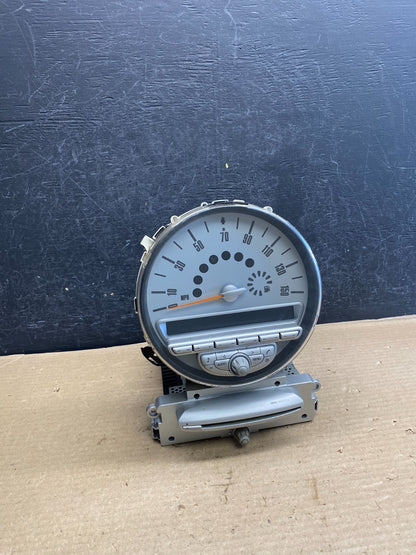 2007 - 2010 Mini Cooper Speedometer Cluster Gauge AH3862 DG0