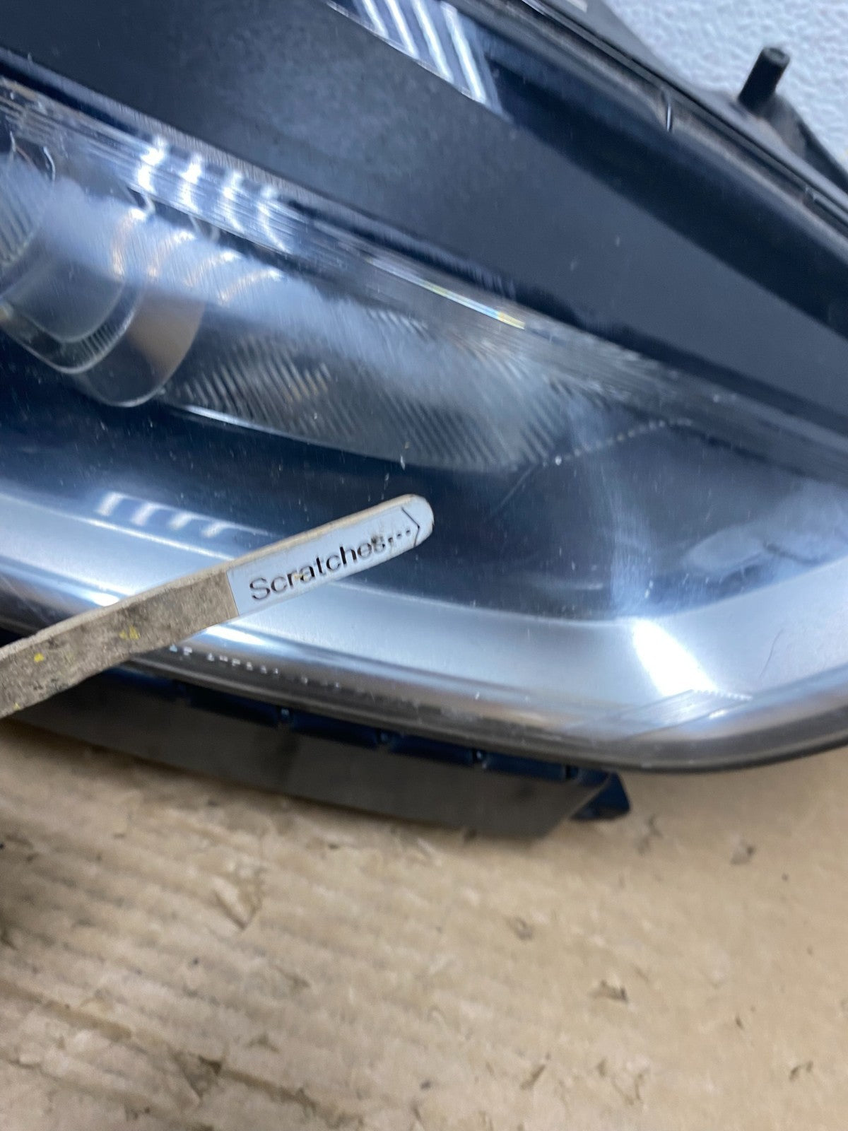 2013 to 2016 Ford Fusion Right Passenger Rh Side Headlight AD4050 DW3