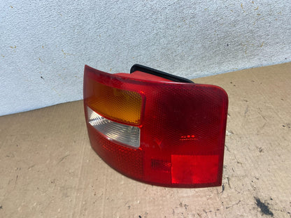 2001-2005 Audi A6 Wagon Right Passenger RH Side Tail Light AI9157 LK1