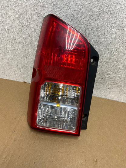 2005 to 2012 Nissan Pathfinder Tail light Left Driver Lh Side AG0511 LK0