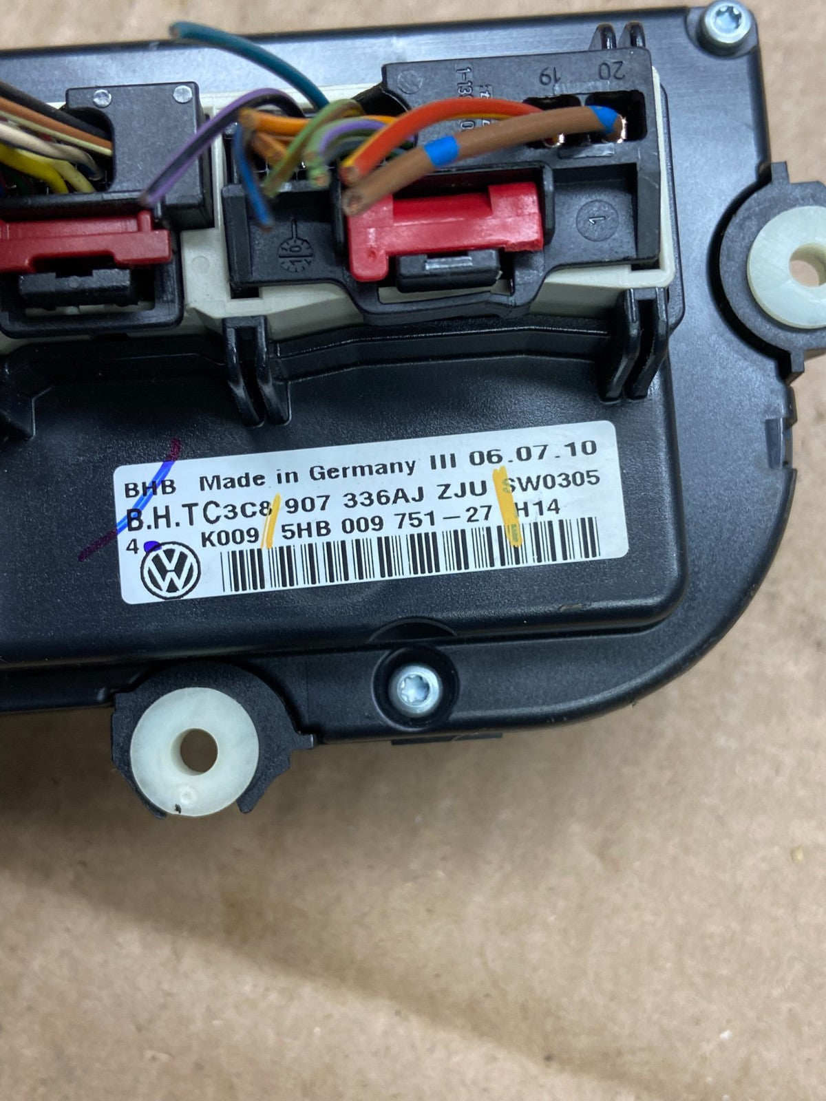 2009 - 2011 Volkswagen CC Center Climate Control Panel AC Heater y2286 DG5
