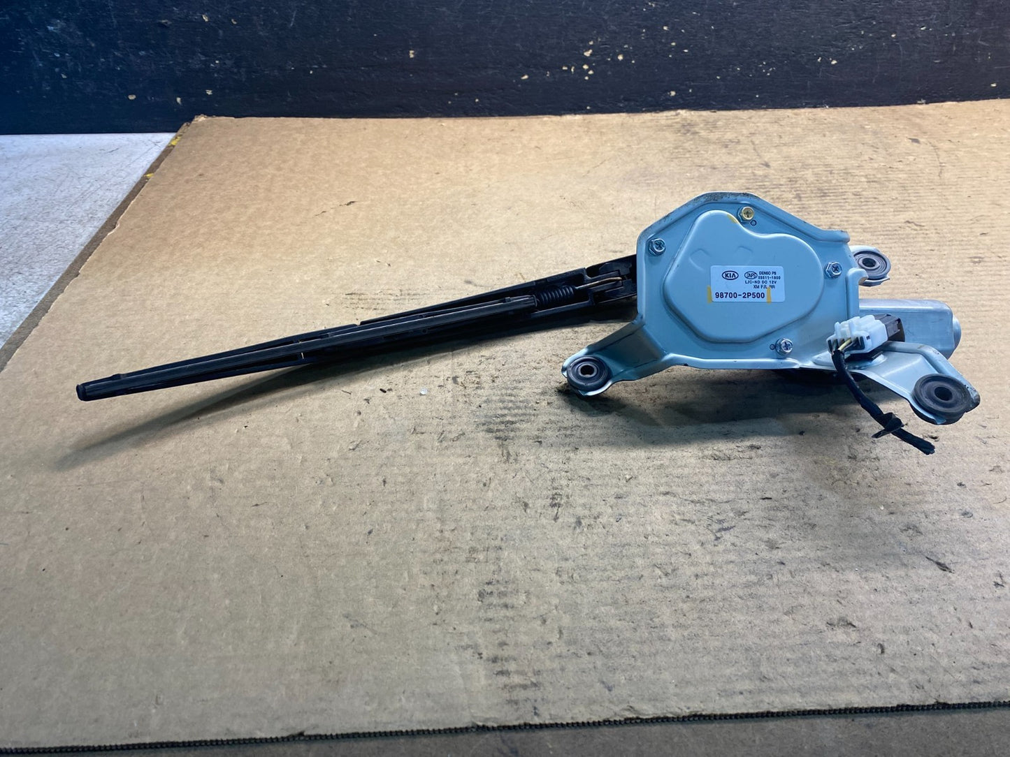 2014-2015 Kia Sorento Rear Glass Windshield Wiper Motor OEM aa2826 DG4