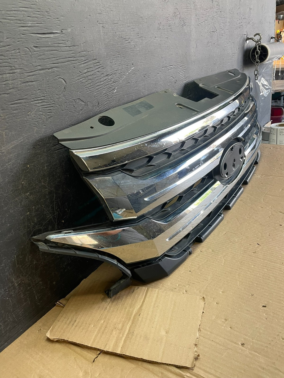 2011 2012 2013 Ford Edge Front Upper Chrome Grille Grill Aftermarket AE3707 DG2