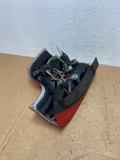 2007 to 2012 Volvo XC90 Left Driver Lh Side Lower Tail Light AD1438 LK6