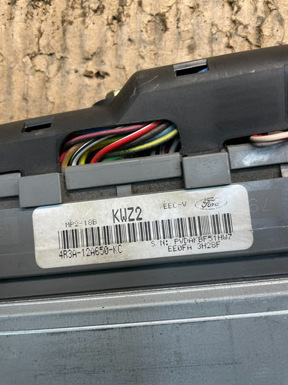 2004 Ford Mustang 3.8L Engine Control Unit ECU Computer Module u9081 DG3