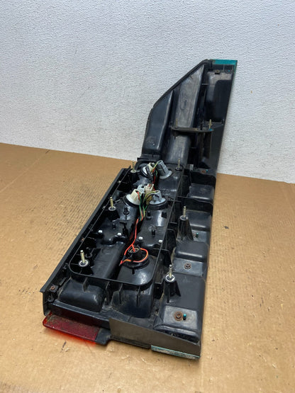 1990 to 1992 Ford Probe GT Left Driver LH Side Tail Light ae2699 DG9
