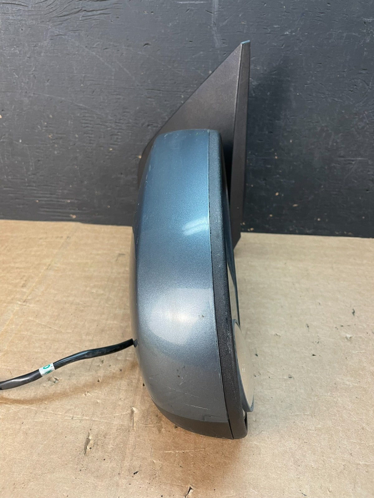 2007 to 2013 Chevrolet Tahoe Silverado Suburban Left Driver Mirror AE8483 DW9