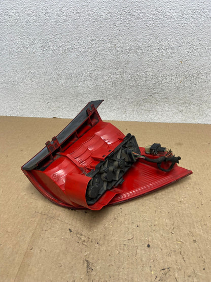 2002-2005 Mercedes ML 350 Ml-Class Right Passenger Rh Side Tail Light AF9829 LK5