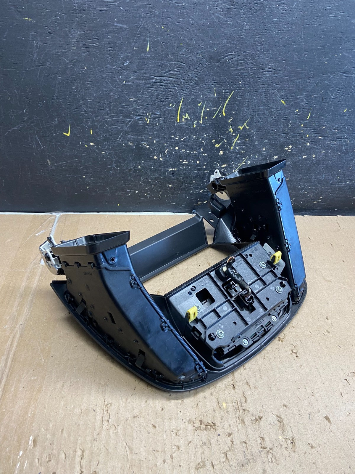 2013 2014 2015 2016 Ford Escape Dash Radio Control Panel Bezel ab5498 DG3