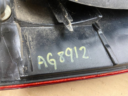 2001 2002 2003 Toyota Highlander Left Driver LH Tail Light AG8912 DW6